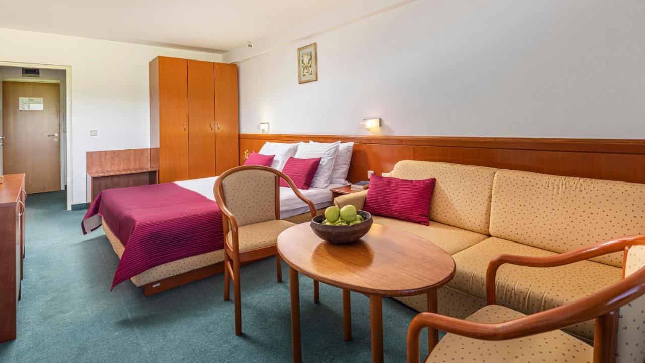 Hotel Jezero Plitvicka Jezera Bagian luar foto