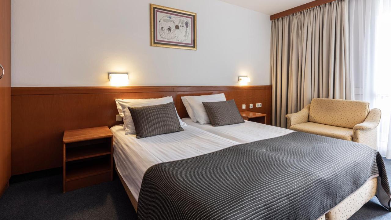 Hotel Jezero Plitvicka Jezera Bagian luar foto