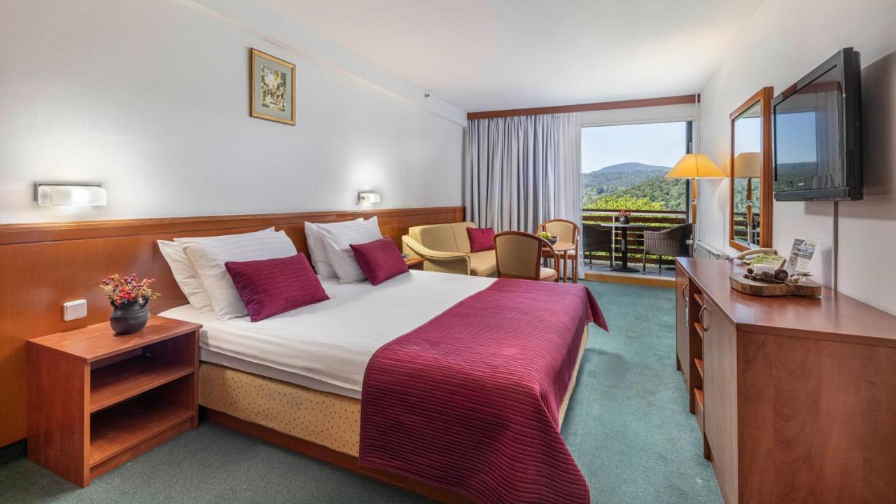 Hotel Jezero Plitvicka Jezera Bagian luar foto