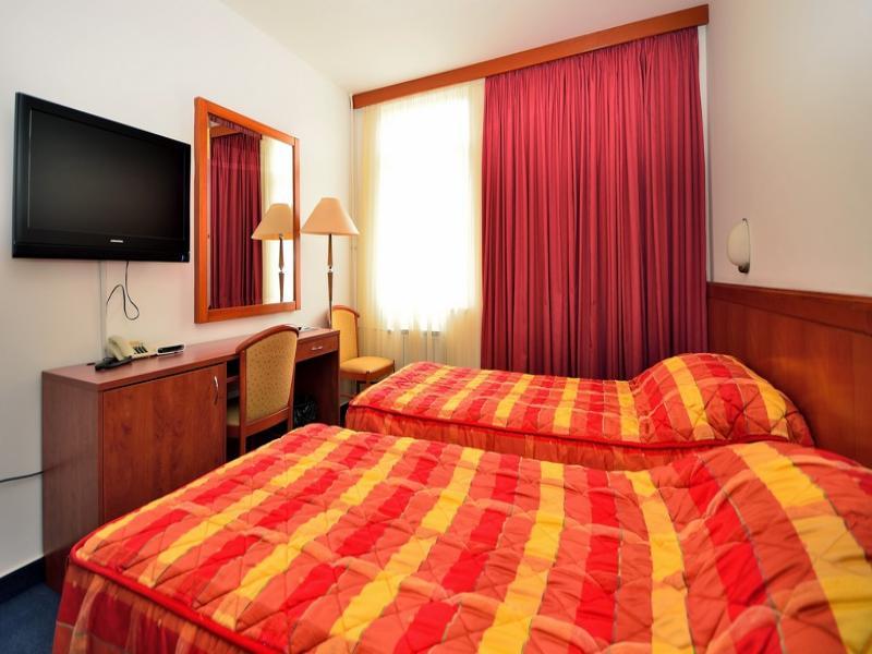Hotel Jezero Plitvicka Jezera Bagian luar foto
