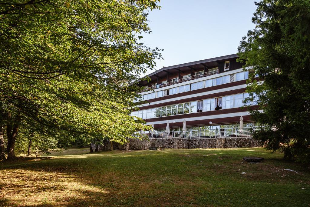 Hotel Jezero Plitvicka Jezera Bagian luar foto