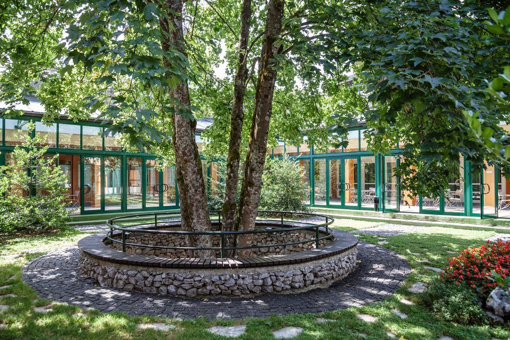 Hotel Jezero Plitvicka Jezera Bagian luar foto